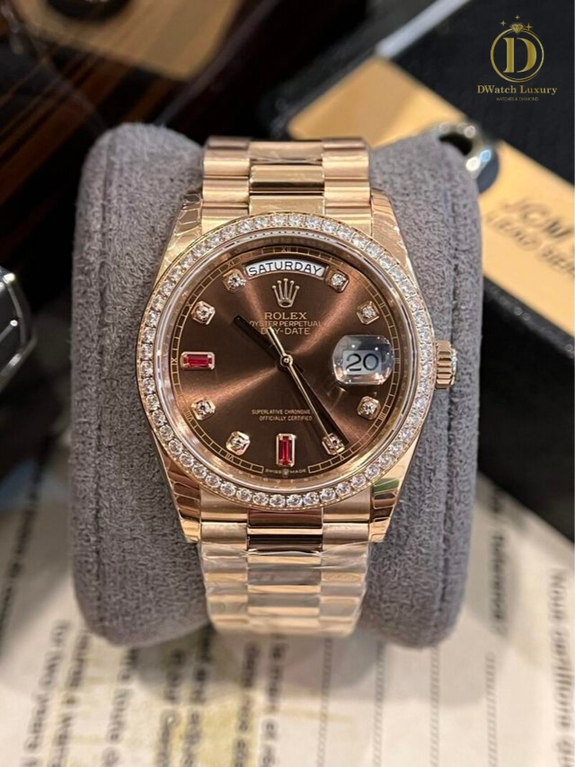 Giá bán đồng hồ Rolex bản Replica rất rẻ